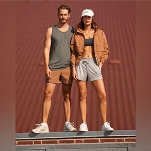 NWT - Vuori Shores Jacket - Retails $145 - size S